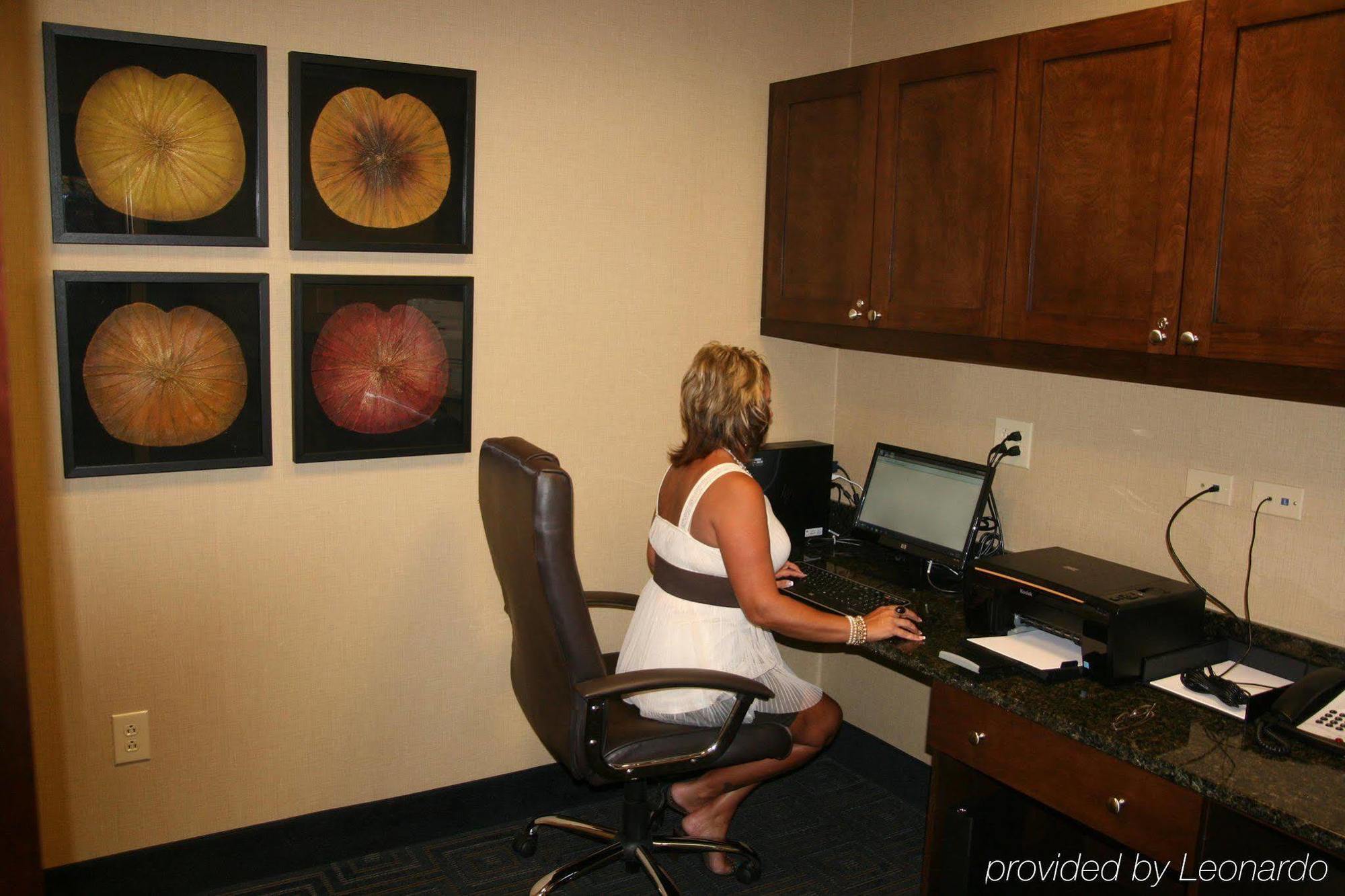 Hampton Inn Winfield Tucker Facilities photo
